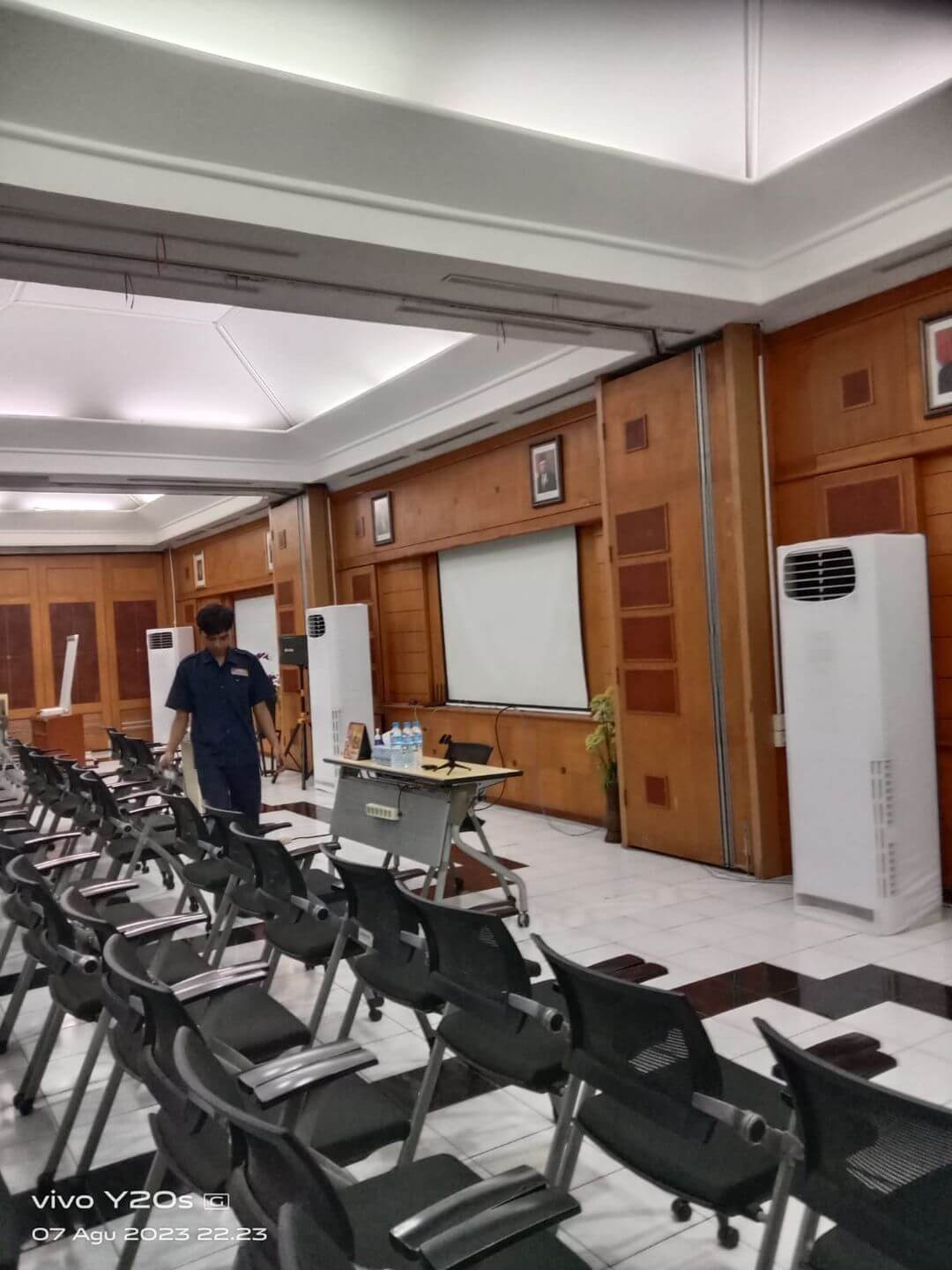 Sewa AC Standing 5 PK - Gambar 4