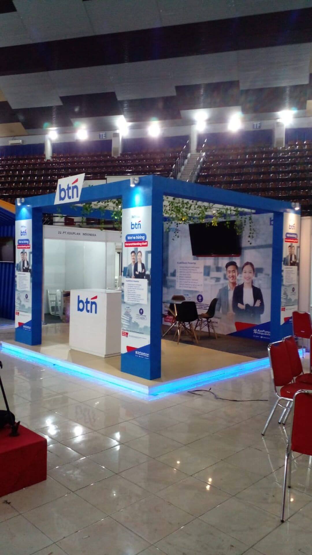 Sewa Booth Kayu (1)