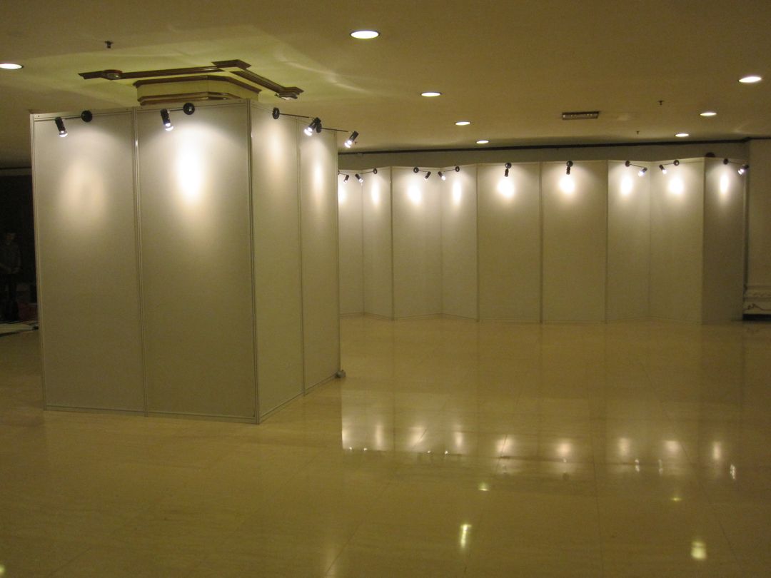 Sewa Panel Foto Partisi R8 - Gambar 4
