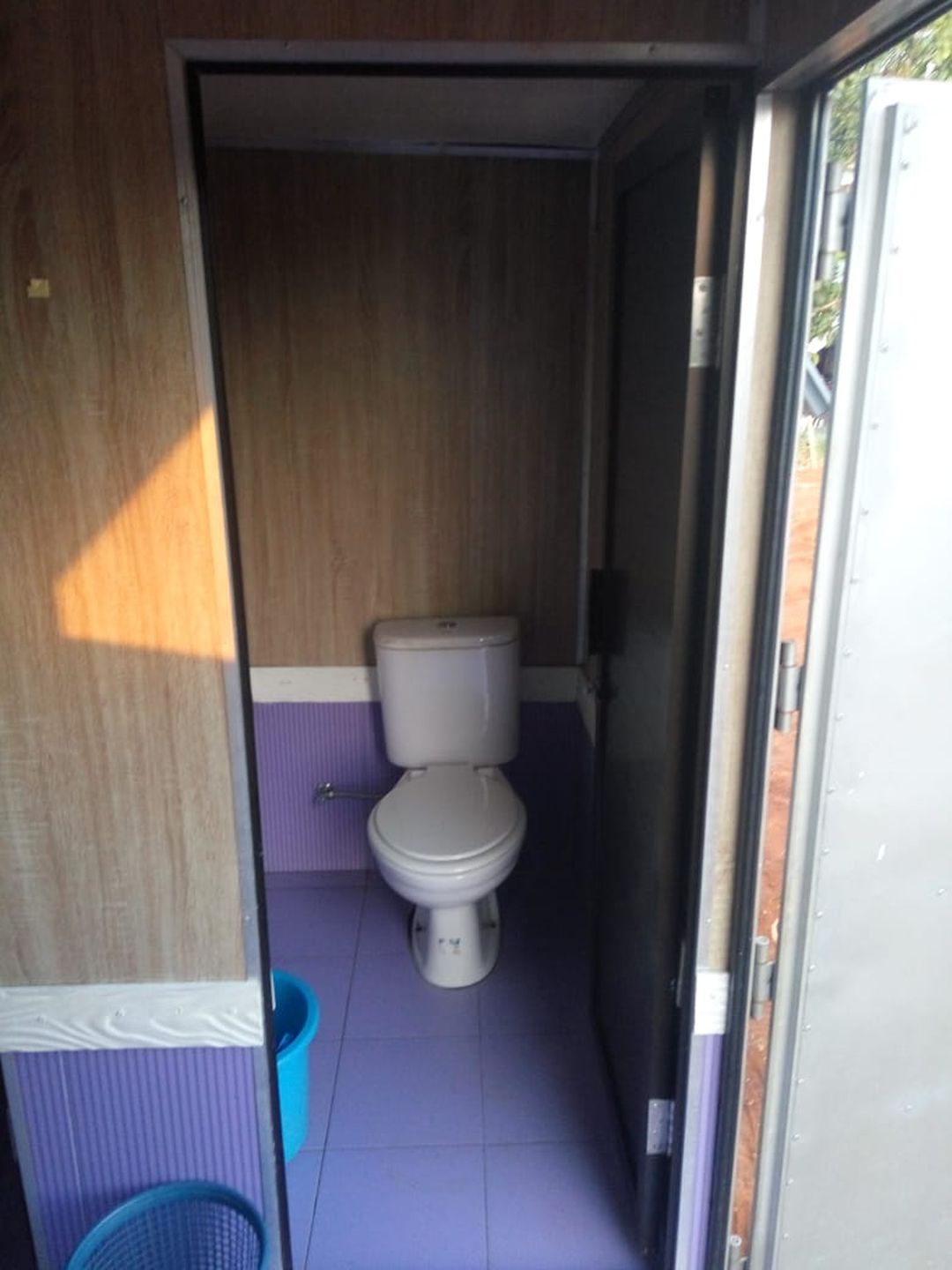Sewa Toilet Truk - Gambar 9
