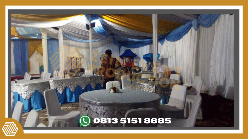 Interior tenda event dengan partisi dan dekorasi modern