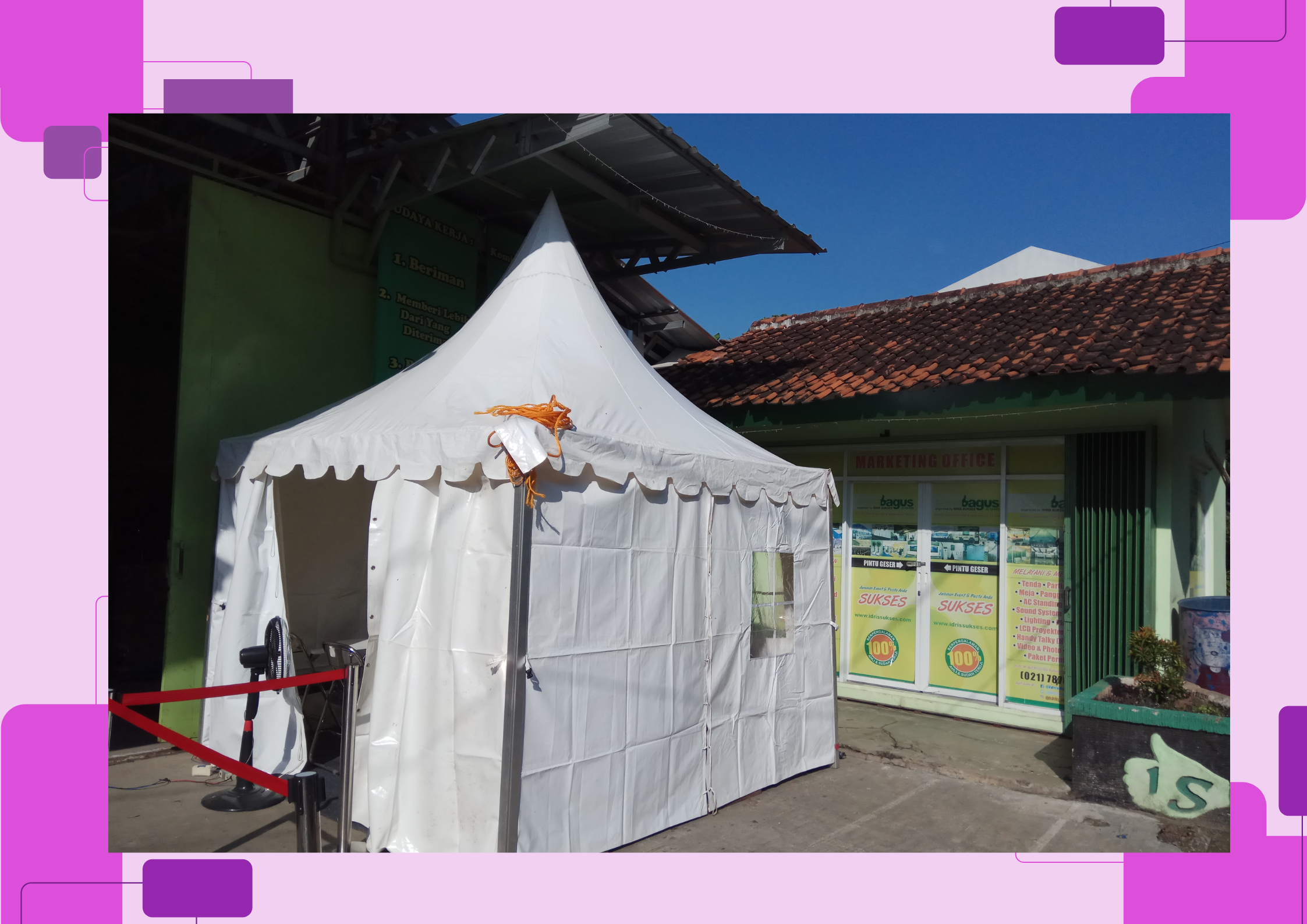Tenda sarnafil untuk area registrasi tamu acara