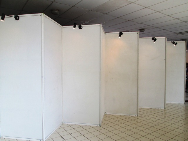 partisi panel photo gbk senayan